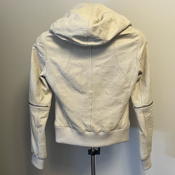 DANIER*Ladies Off White Leather Hooded Bomber Jacket*Size XXS*Designed in Canada - Picture 4 of 6